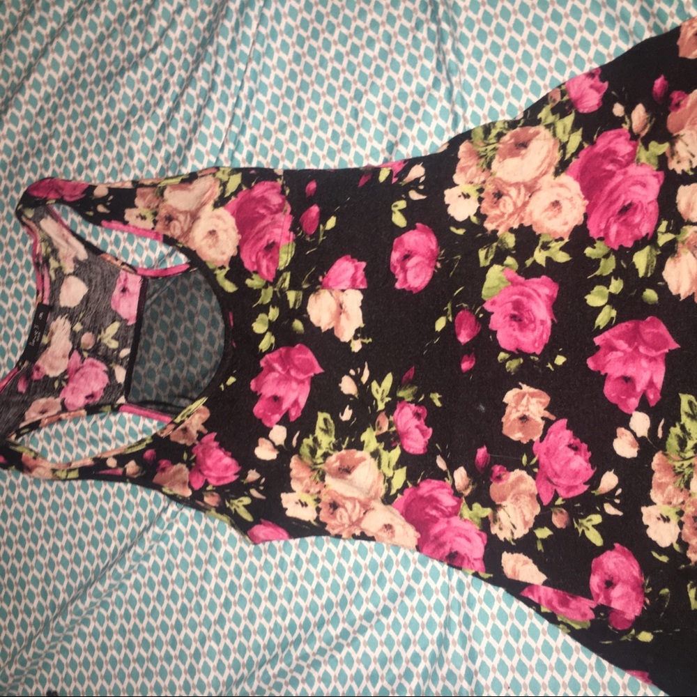 Floral tee